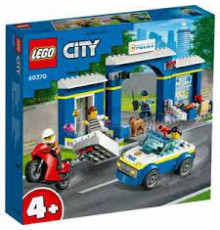 конструктор LEGO City Police Station Chase